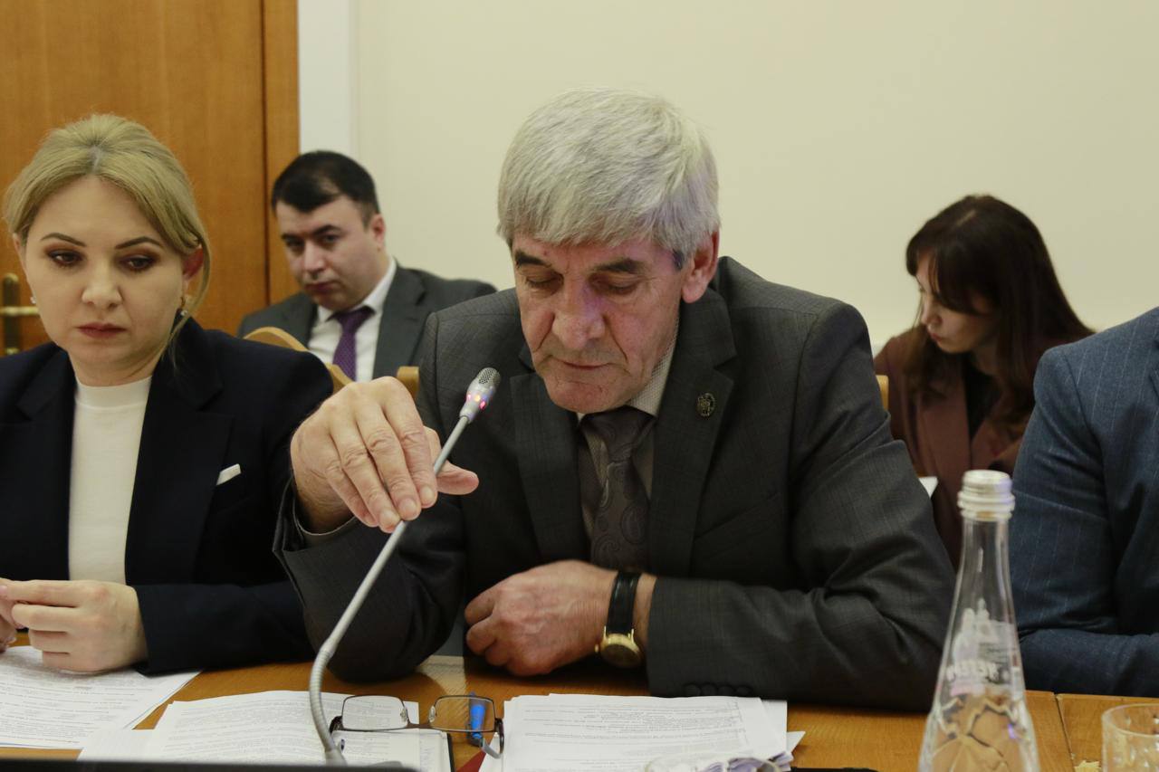 В Дагестане обсудили меры поддержки участников СВО и их семей